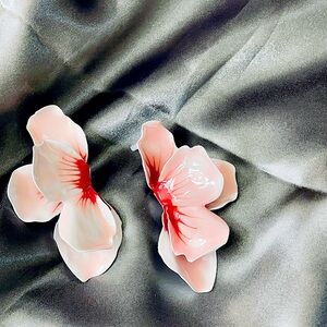 New Half Flower Earrings